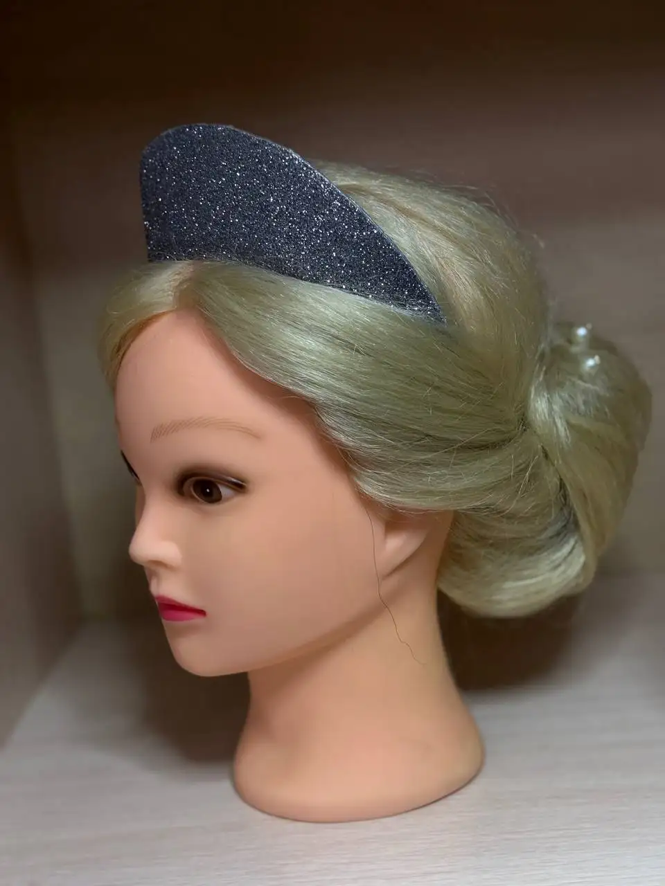 Резинки для волос, броши из фоамирана и наборы из гипса для раскрашивания - Хобби и отдых в Балашиха