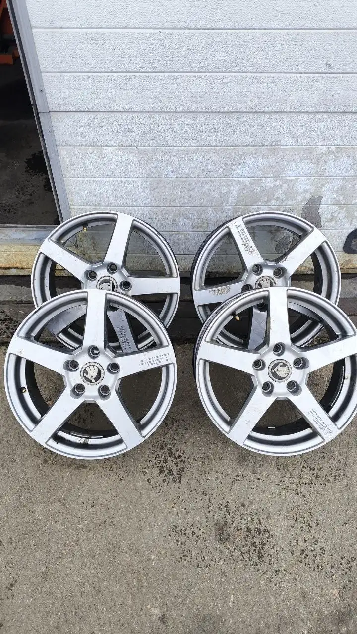 Диски от Шкоды СуперБ 2016 года - Диски (Запчасти) в Балашиха