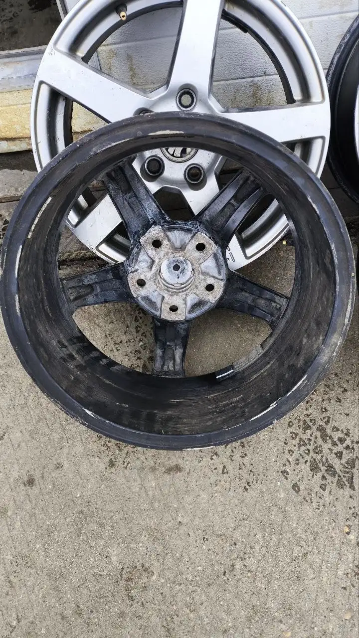 Диски от Шкоды СуперБ 2016 года - Диски (Запчасти) в Балашиха