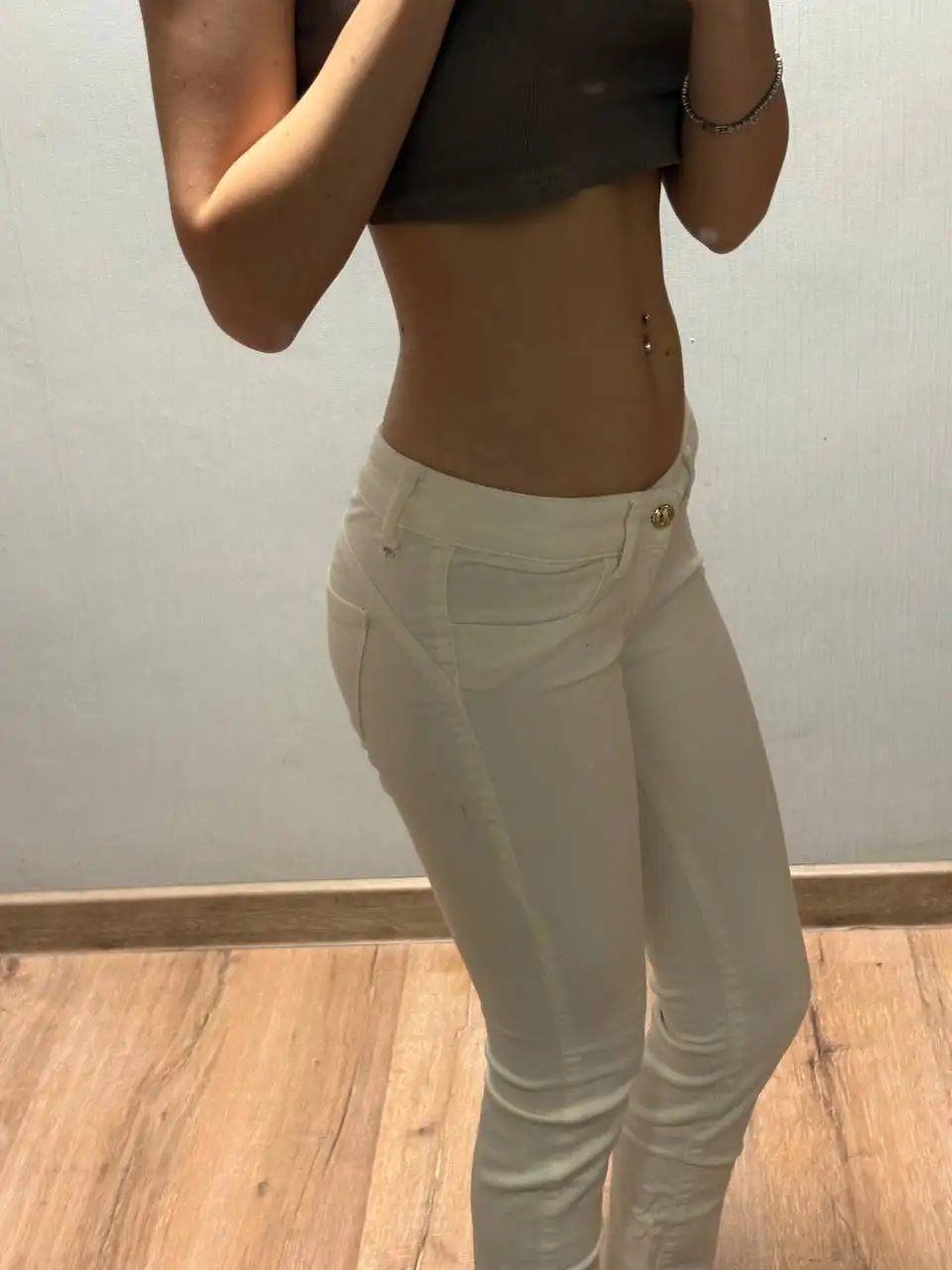 Джинсы на низкой посадке новые - Джинсы (Одежда) в Балашиха