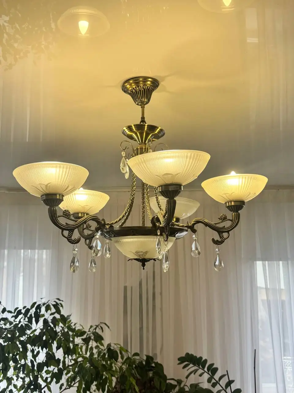 Люстра в идеальном состоянии - Освещение (Для дома и дачи) в Балашиха