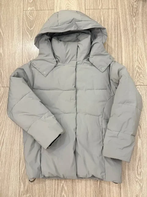 Продажа курток, босоножек и шапок - Футболки в Балашиха