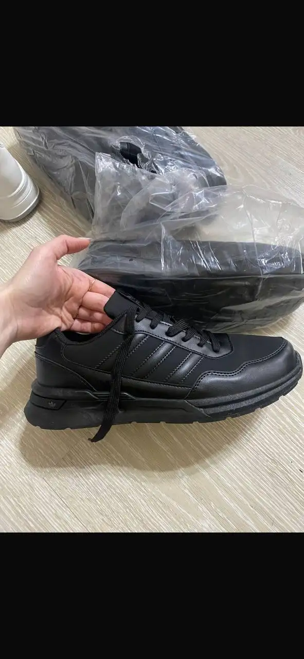 Продаются кроссовки 43-44 размера - Обувь (Одежда) в Балашиха