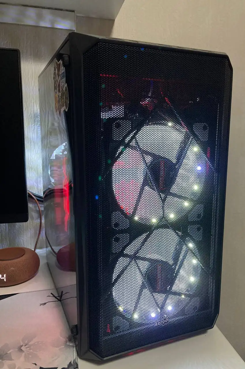 Игровой компьютер Xeon/580 - Компьютеры и ноутбуки (Электроника) в Москва