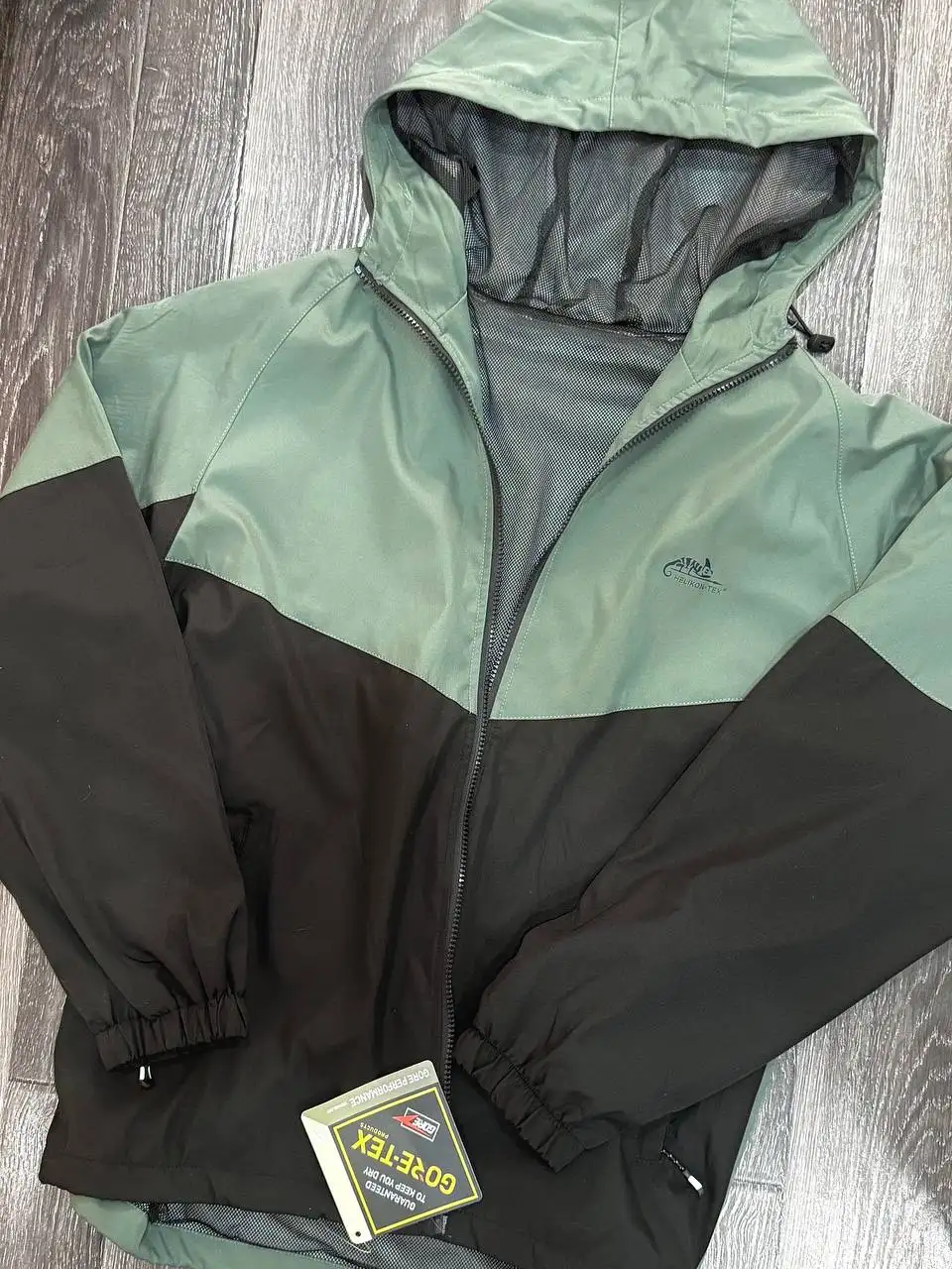 Новая мужская ветровка Helikon-Tex Gore-Tex размер XL - Верхняя одежда (Одежда) в Балашиха
