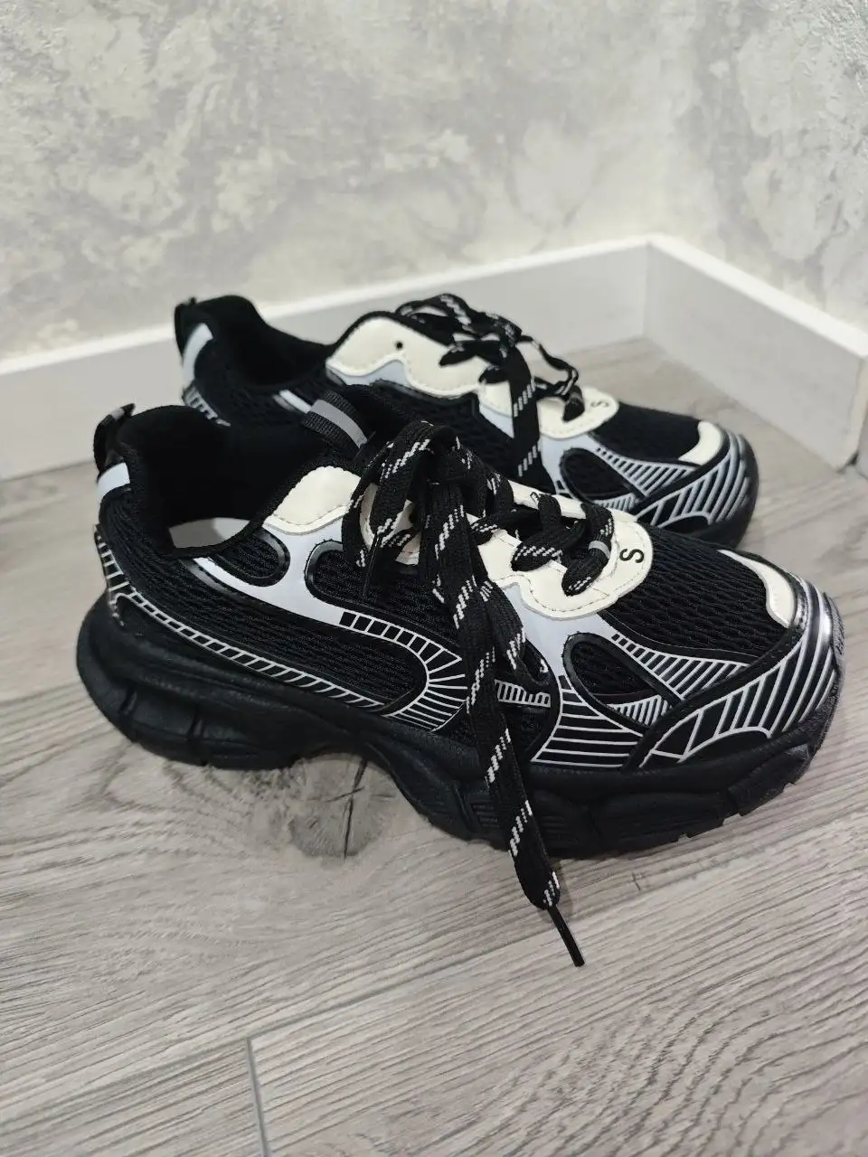 Новые кроссовки 36 размер - Обувь (Одежда) в Балашиха