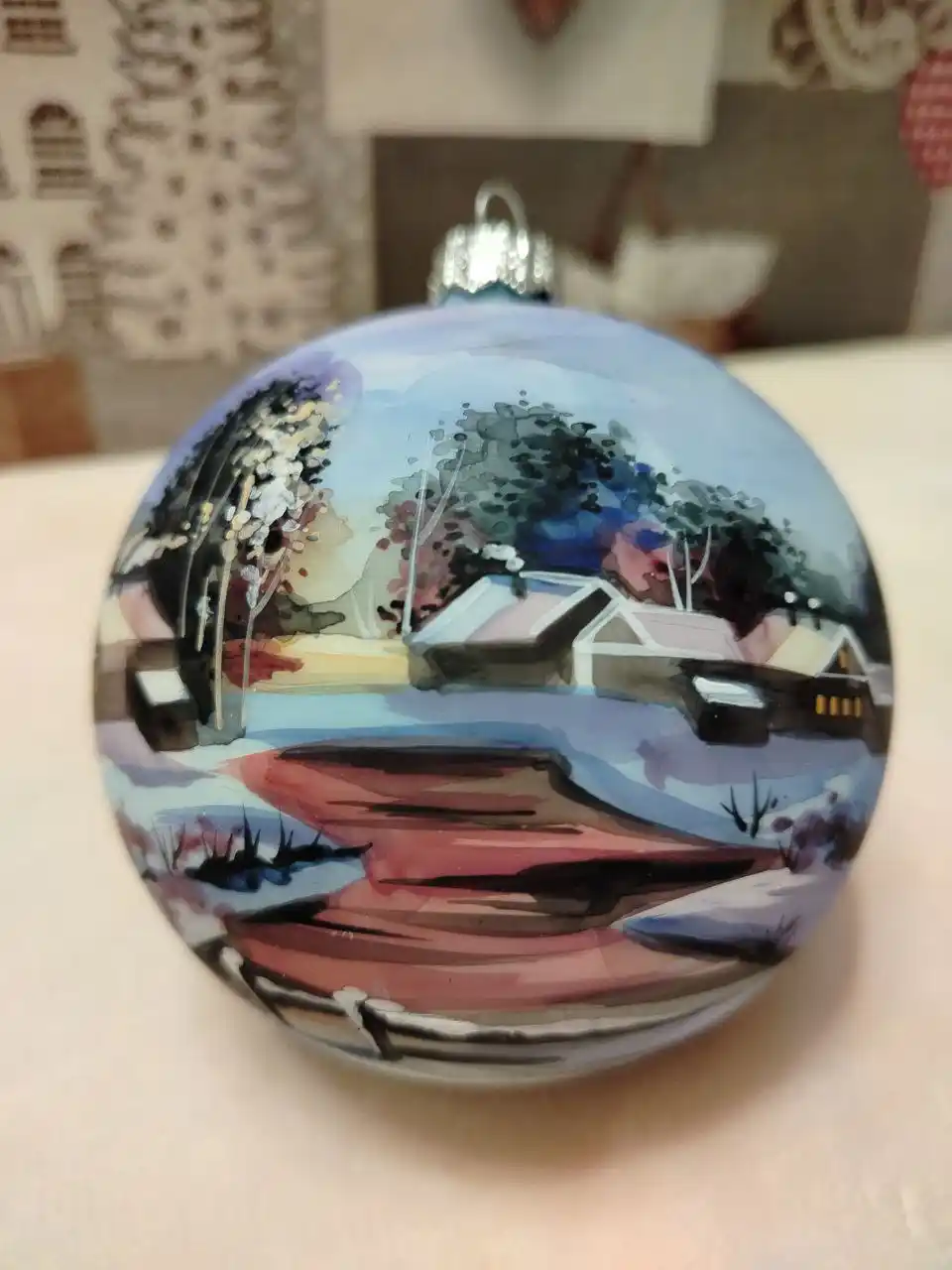 Стекло с круговой росписью