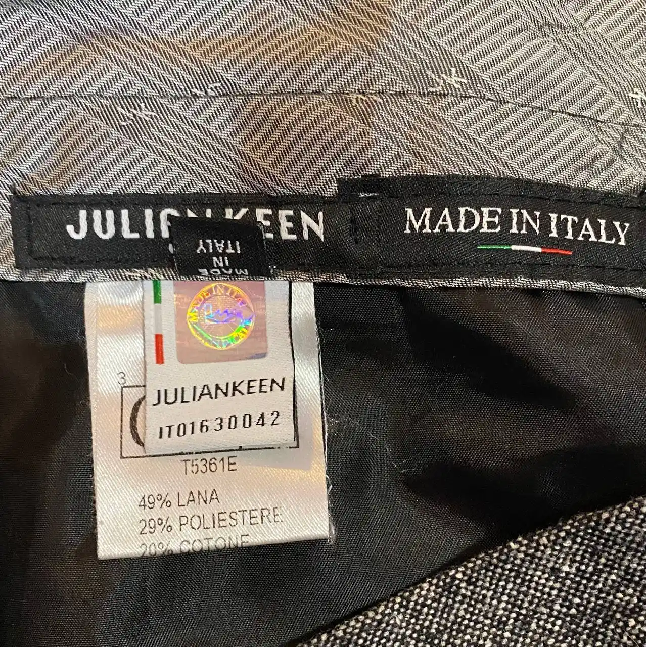 Продам утеплённые мужские брюки Julian Keen