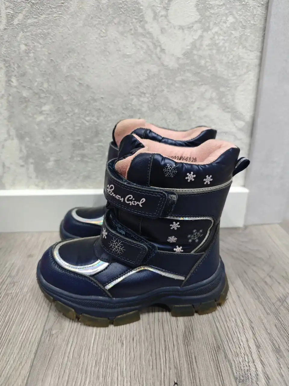 Зимние ботинки для девочки