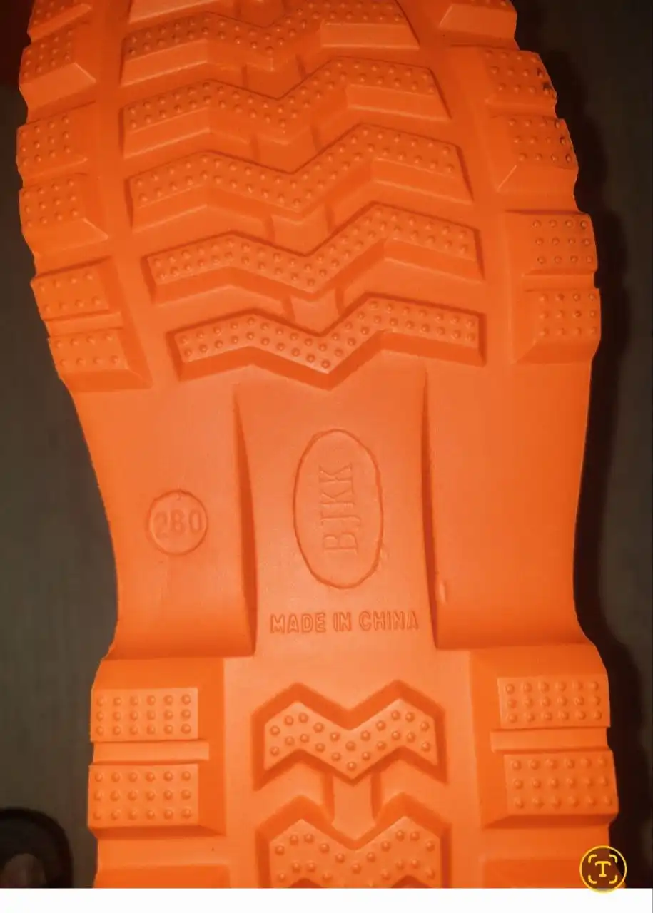 Продажа мужской обуви: сапоги рыбацкие, ботинки рабочие, берцы