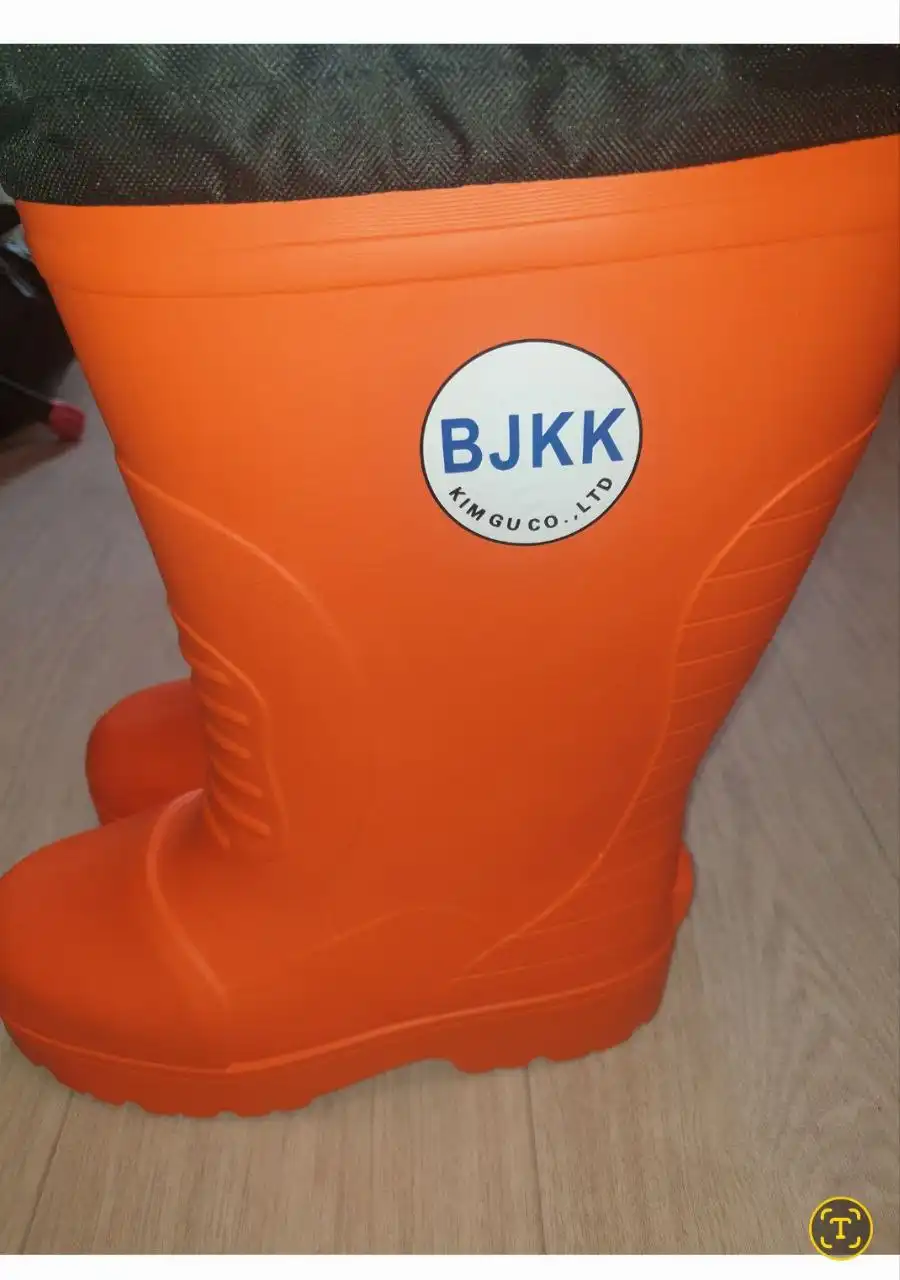 Продажа мужской обуви: сапоги рыбацкие, ботинки рабочие, берцы