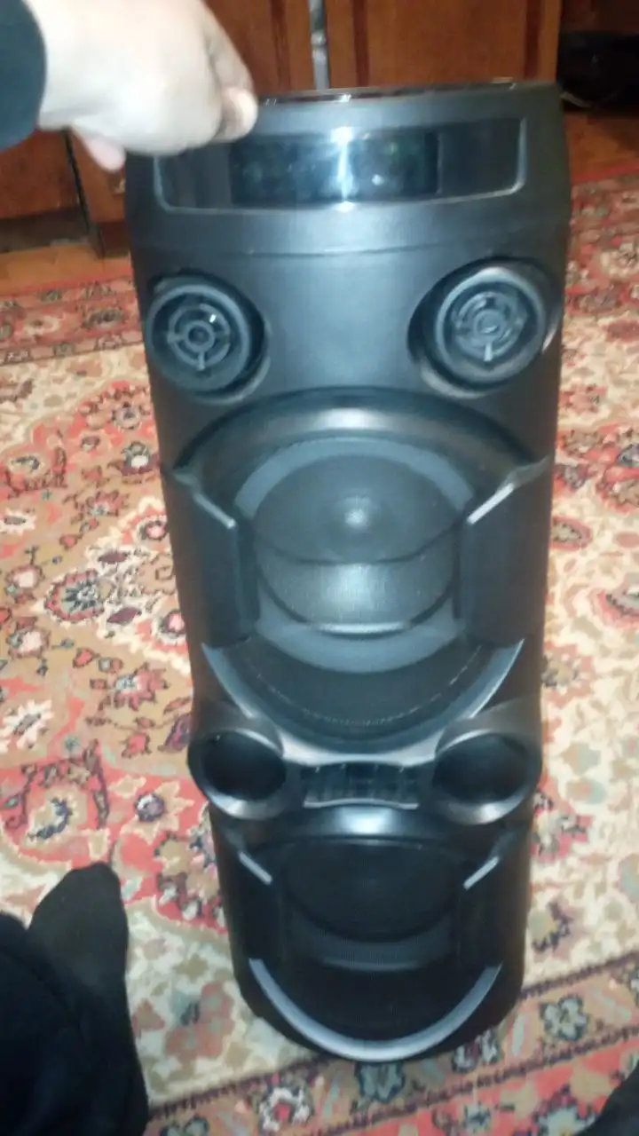 Продажа электроники с аксессуарами