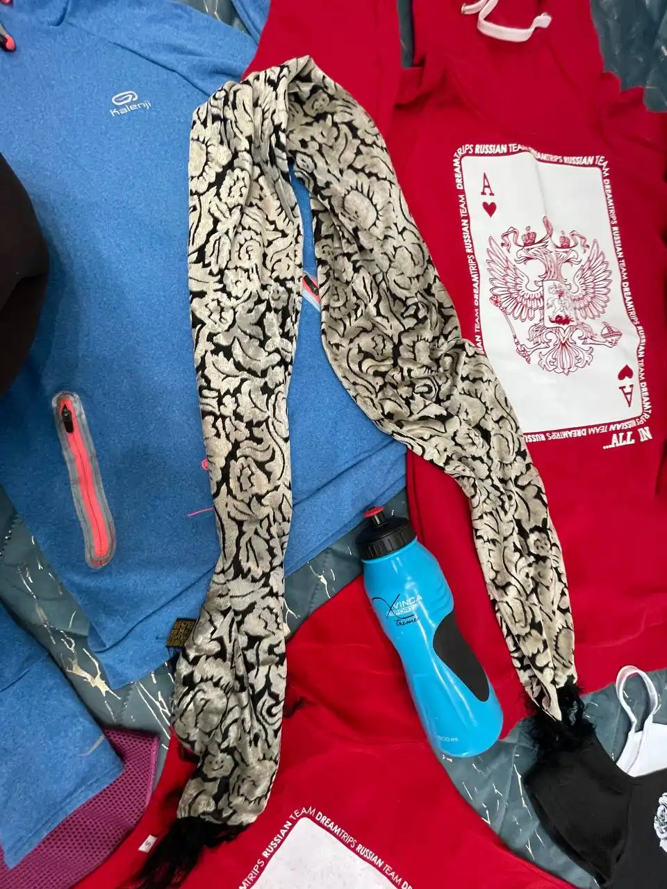 Пакет вещей размер S и аксессуары для волос