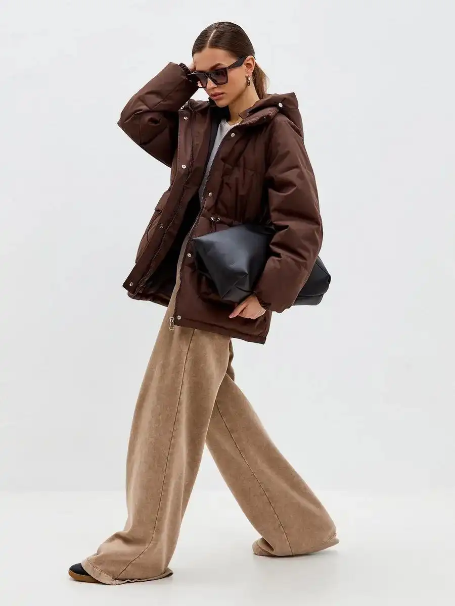 Продам женскую осеннюю куртку на кулисах