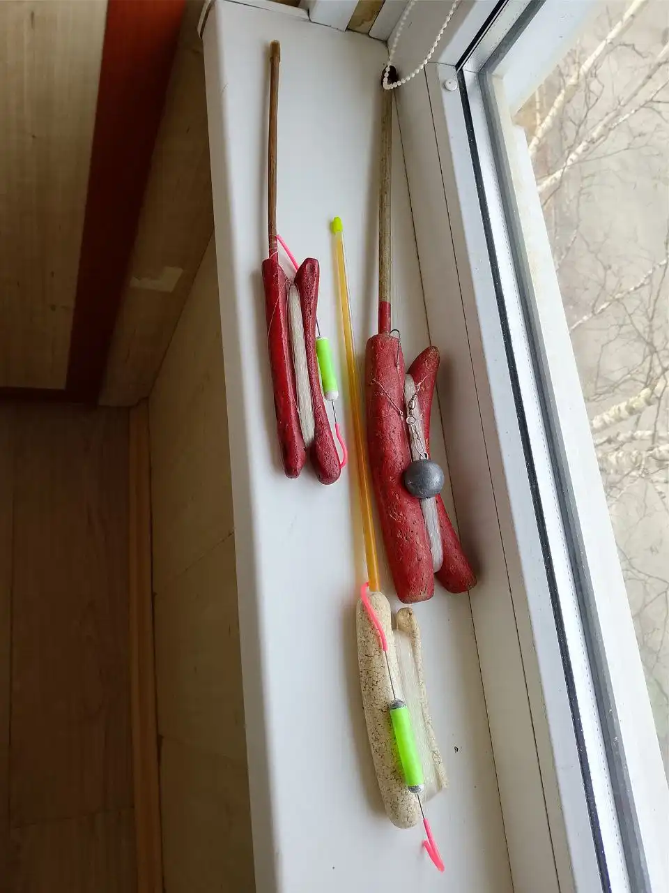 Продажа снастей для зимней рыбалки