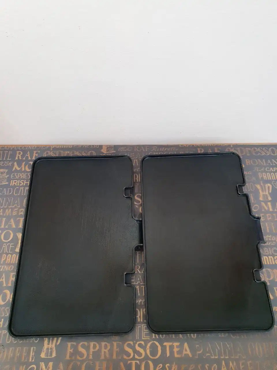 Продается универсальный гриль De’Longhi MultiGrill CGH 1030D