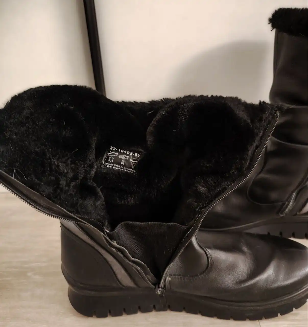 Продажа обуви 39 размера