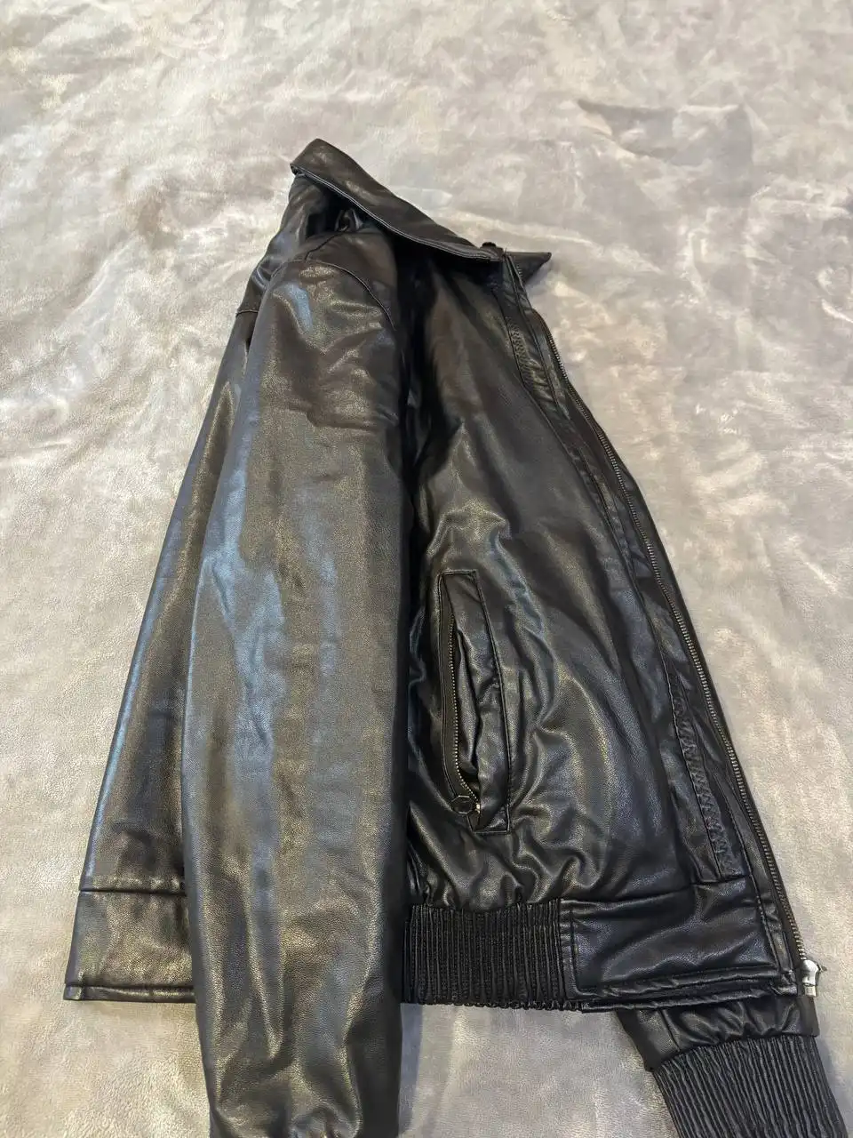 Детская зимняя кожанка 44-46 размер