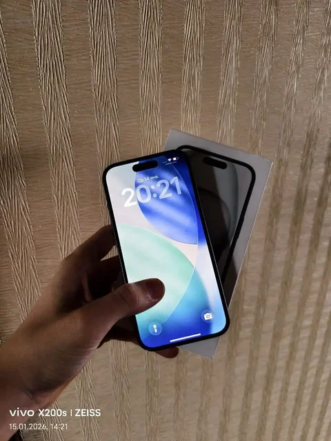 Продам iPhone 15 в отличном состоянии - Компьютерная техника в Владивосток