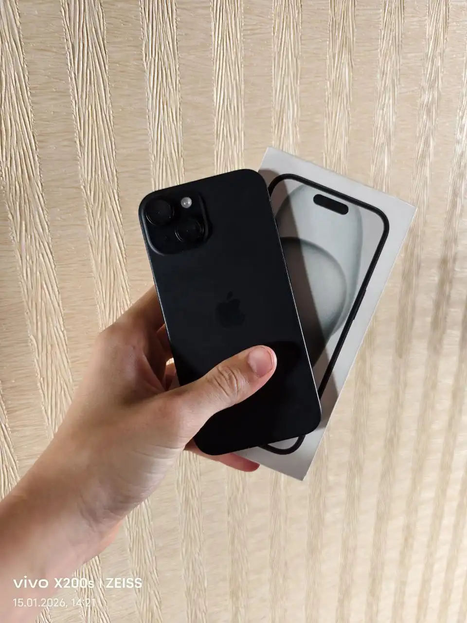 Продам iPhone 15 в отличном состоянии - Смартфоны и телефоны (Электроника) в Владивосток