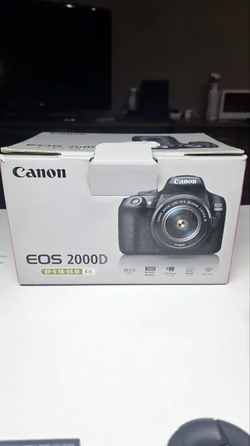 Продам фотоаппарат Canon EOS 2000D EF-S 18-55III KIT - Компьютерная техника в Владивосток