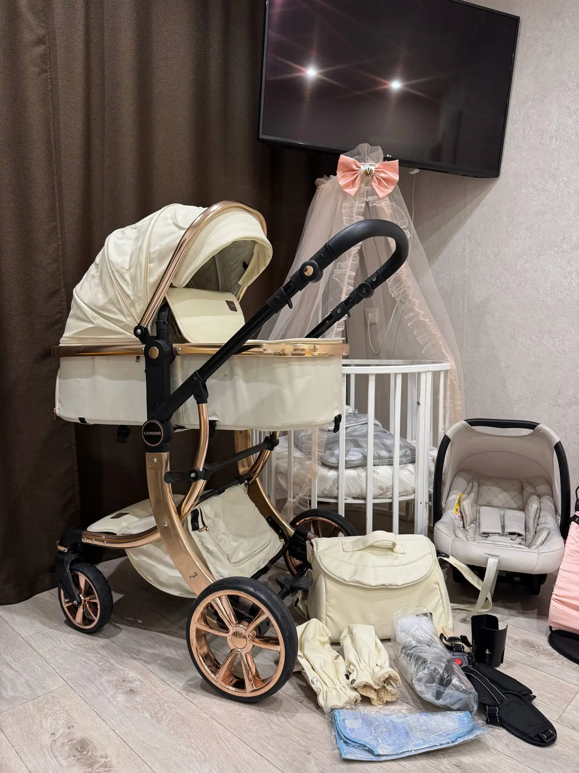 Коляска luxmom 2 в 1 и 3 в 1 - Коляски (Товары для детей) в Владивосток