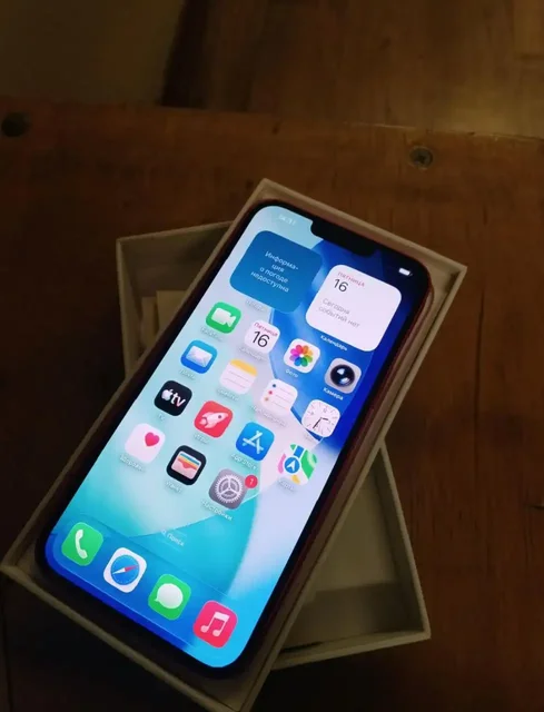 iPhone 14 Plus 128 ГБ в идеальном состоянии - Смартфоны в Владивосток