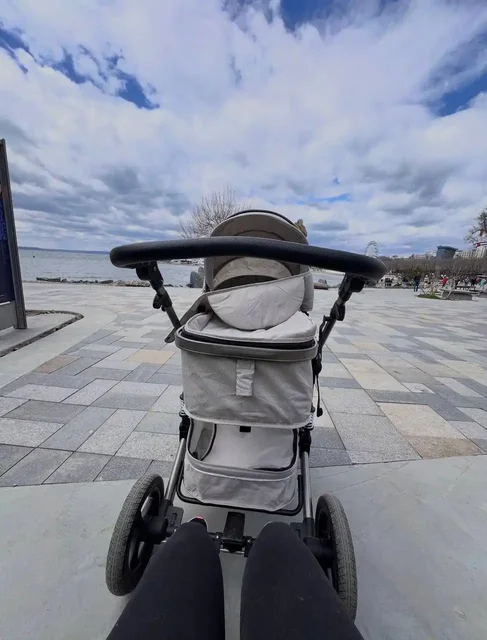 Продажа детской коляски 3 в 1 в идеальном состоянии - Школьные принадлежности в Владивосток