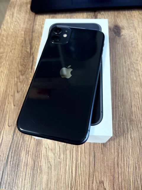 Продам iPhone 11 128gb - Смартфоны в Владивосток