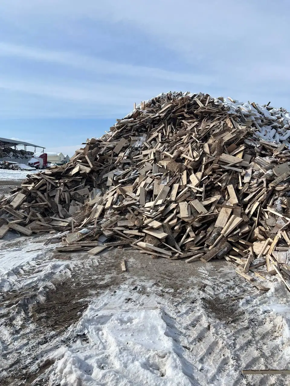 Продажа горбыля пиленого и непиленого с доставкой по Приморскому краю - Для дома и дачи в Владивосток