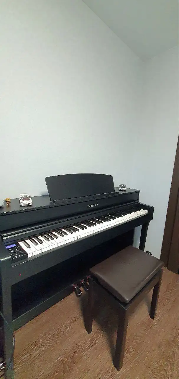 Цифровое пианино Yamaha CLP-645 - Музыкальные инструменты (Хобби и отдых) в Владивосток