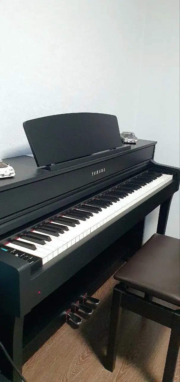 Цифровое пианино Yamaha CLP-645 - Музыкальные инструменты (Хобби и отдых) в Владивосток