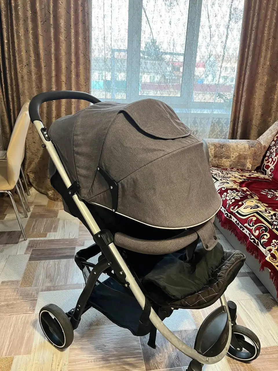 Продам коляску демисезонную - Коляски (Товары для детей) в Владивосток