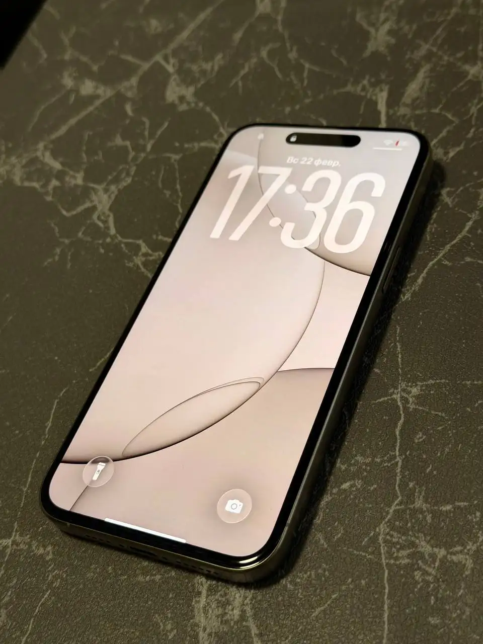 Продам iPhone 15 Pro Max 256 ГБ - Смартфоны и телефоны (Электроника) в Владивосток