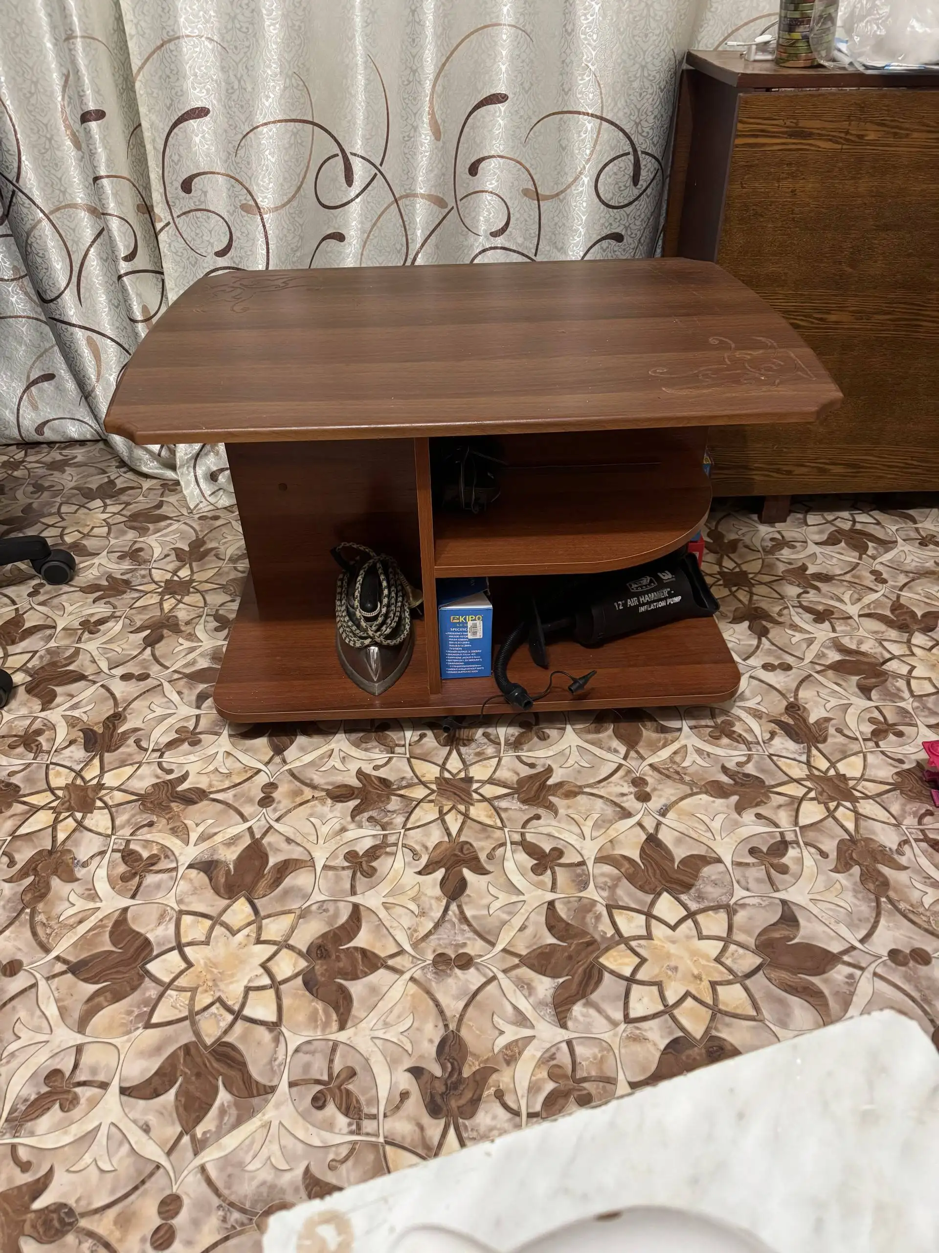 Журнальный столик - Мебель (Для дома и дачи) в Владивосток