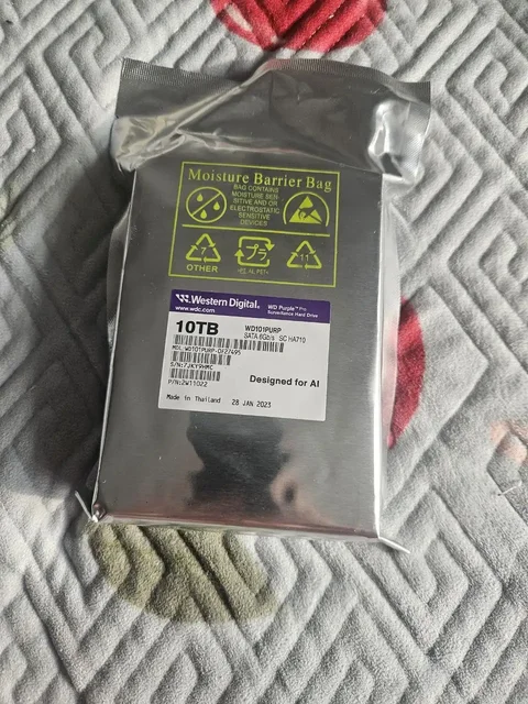 Жесткий диск WD Purple Pro 10 ТБ - Кабели и адаптеры в Владивосток