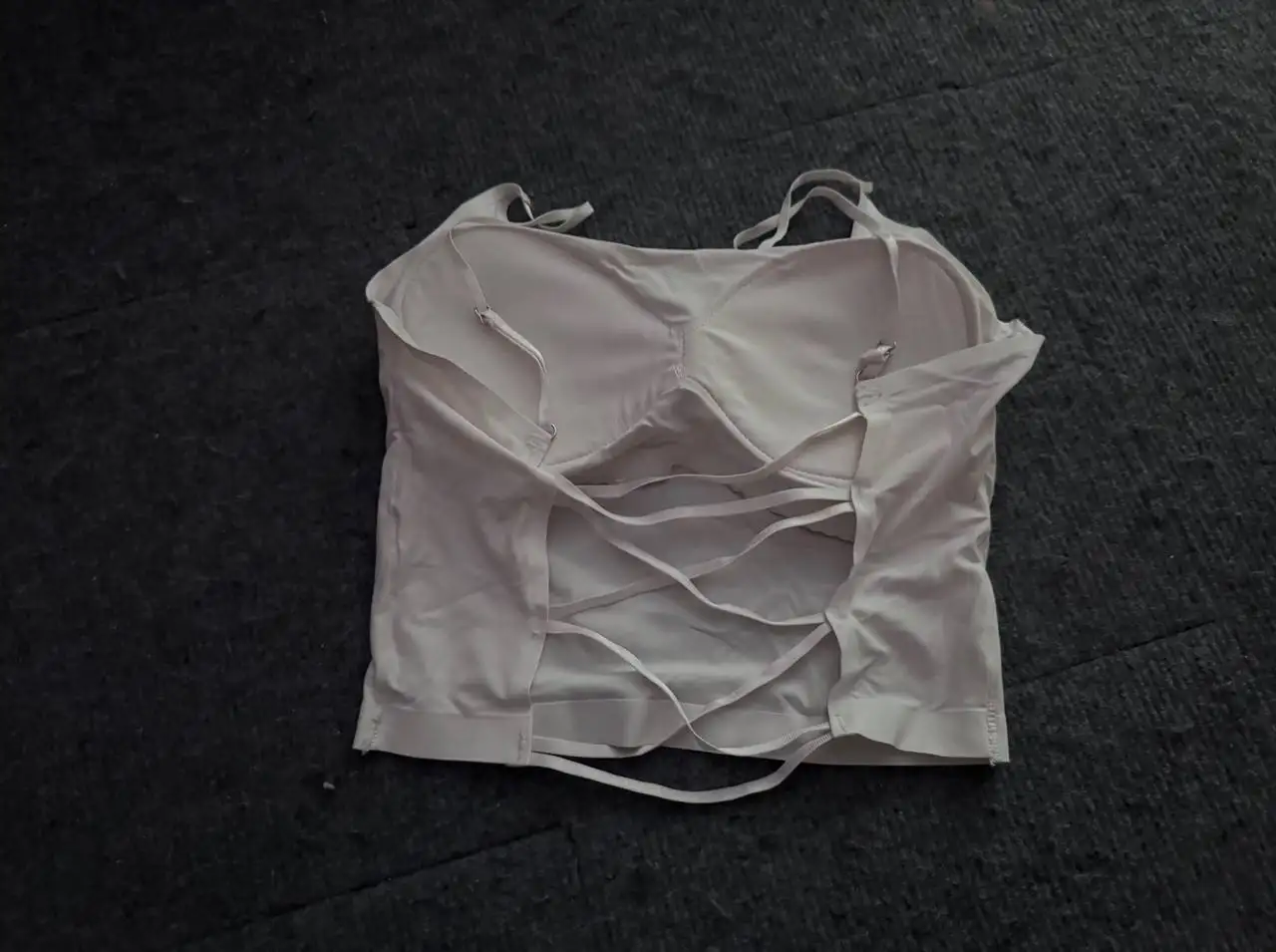 Топы, платье, массажер, духи для обмена - Барахолка в Владивосток