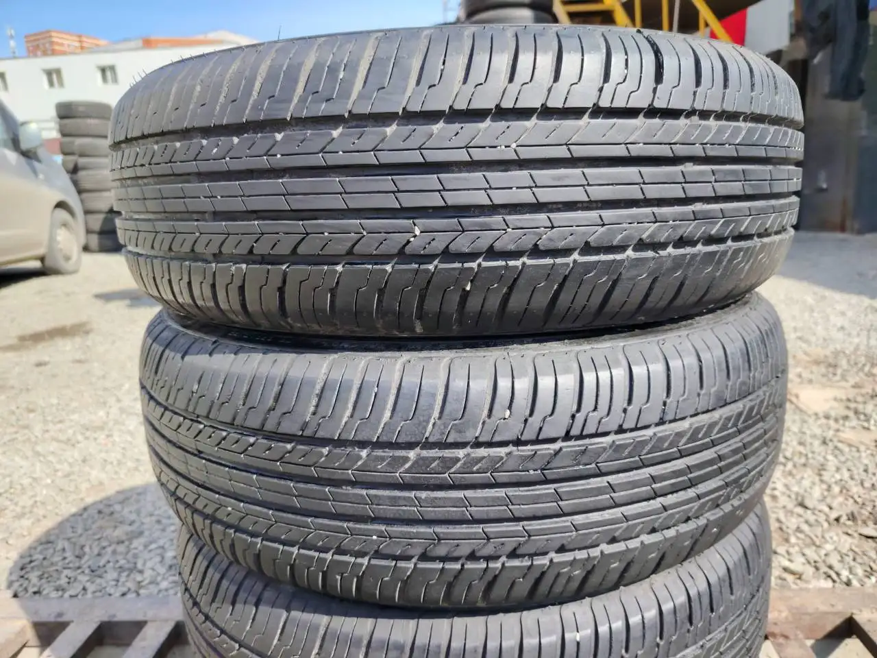 Продажа как нового товара - Барахолка в Владивосток