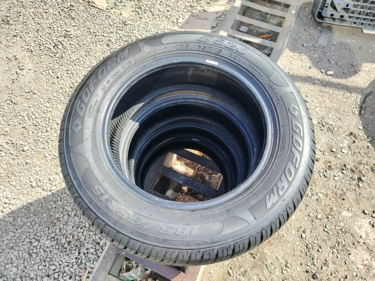 Продажа как нового товара - Барахолка в Владивосток