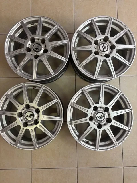 Продам диски R15 сверловка 114x5 для Honda CR-V - Сельхозтехника в Владивосток