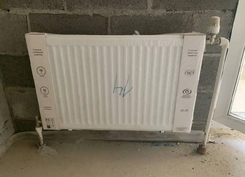 Продам радиатор отопления - Радиаторы отопления (Для дома и дачи) в Владивосток