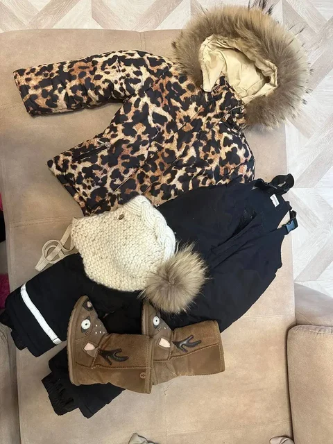 Продам зимний костюм Pilguni и угги Emu Australia - Верхняя одежда и джинсы в Владивосток