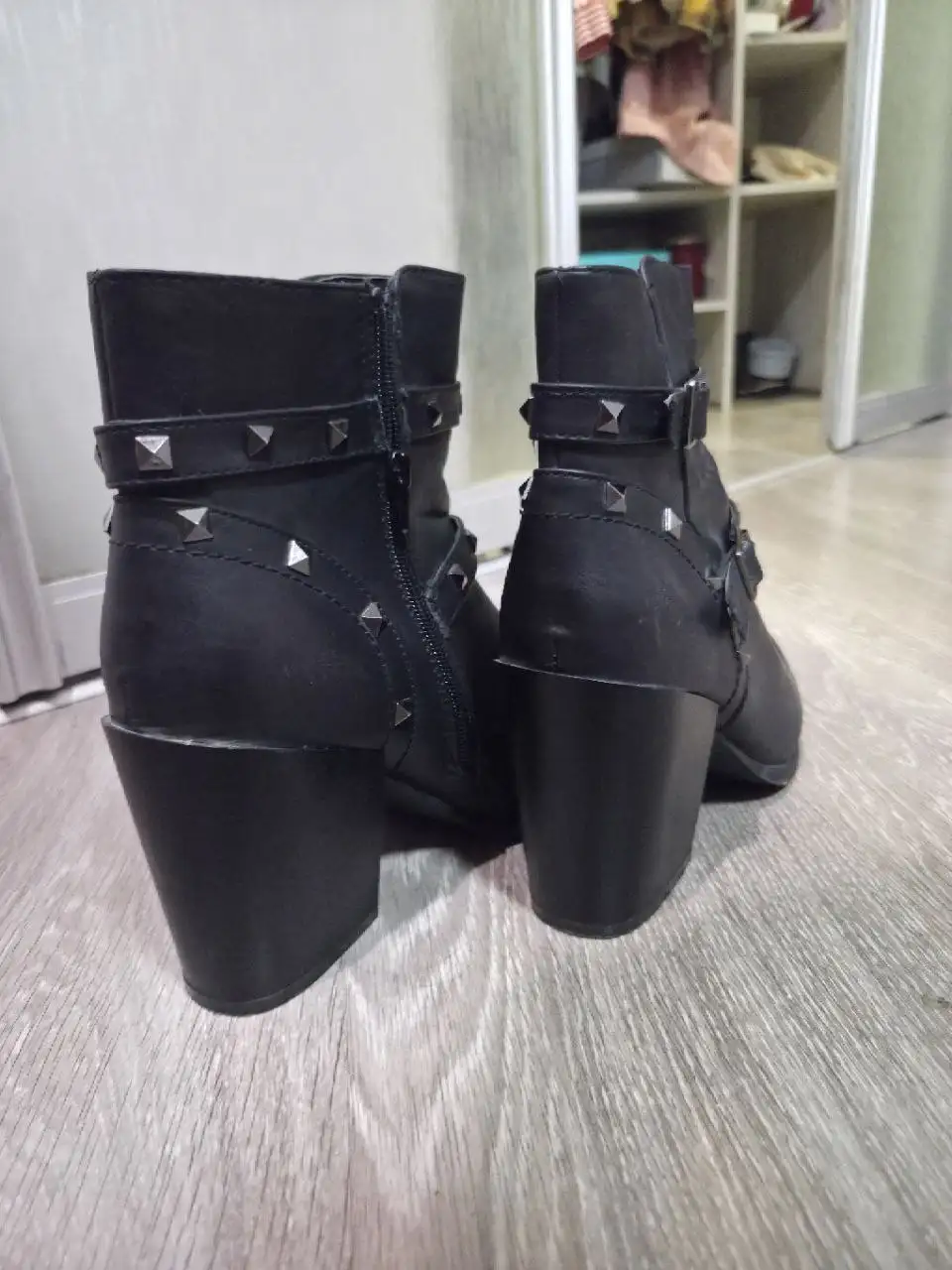 Ботинки осенние размер 39,40 - Обувь (Одежда) в Владивосток