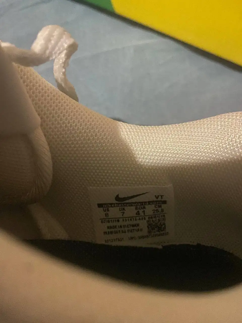 Кроссовки Nike размер 41 новые - Кроссовки (Одежда) в Владивосток