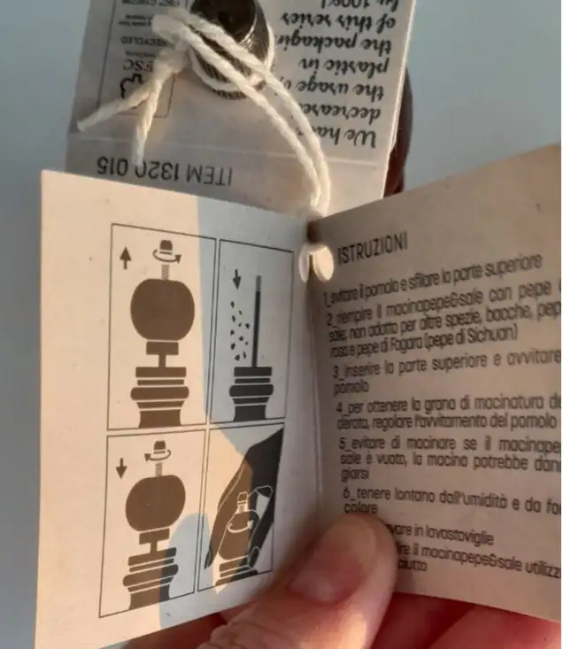 Продам солонку и мельницу для специй во Владивостоке - Кухонные принадлежности (Для дома и дачи) в Владивосток