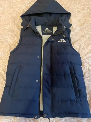 Демисезонная жилетка для мальчика размер 158 - Нижнее белье в Владивосток