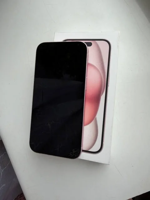 Продам Айфон 15 128 ГБ - Компьютерная техника в Владивосток