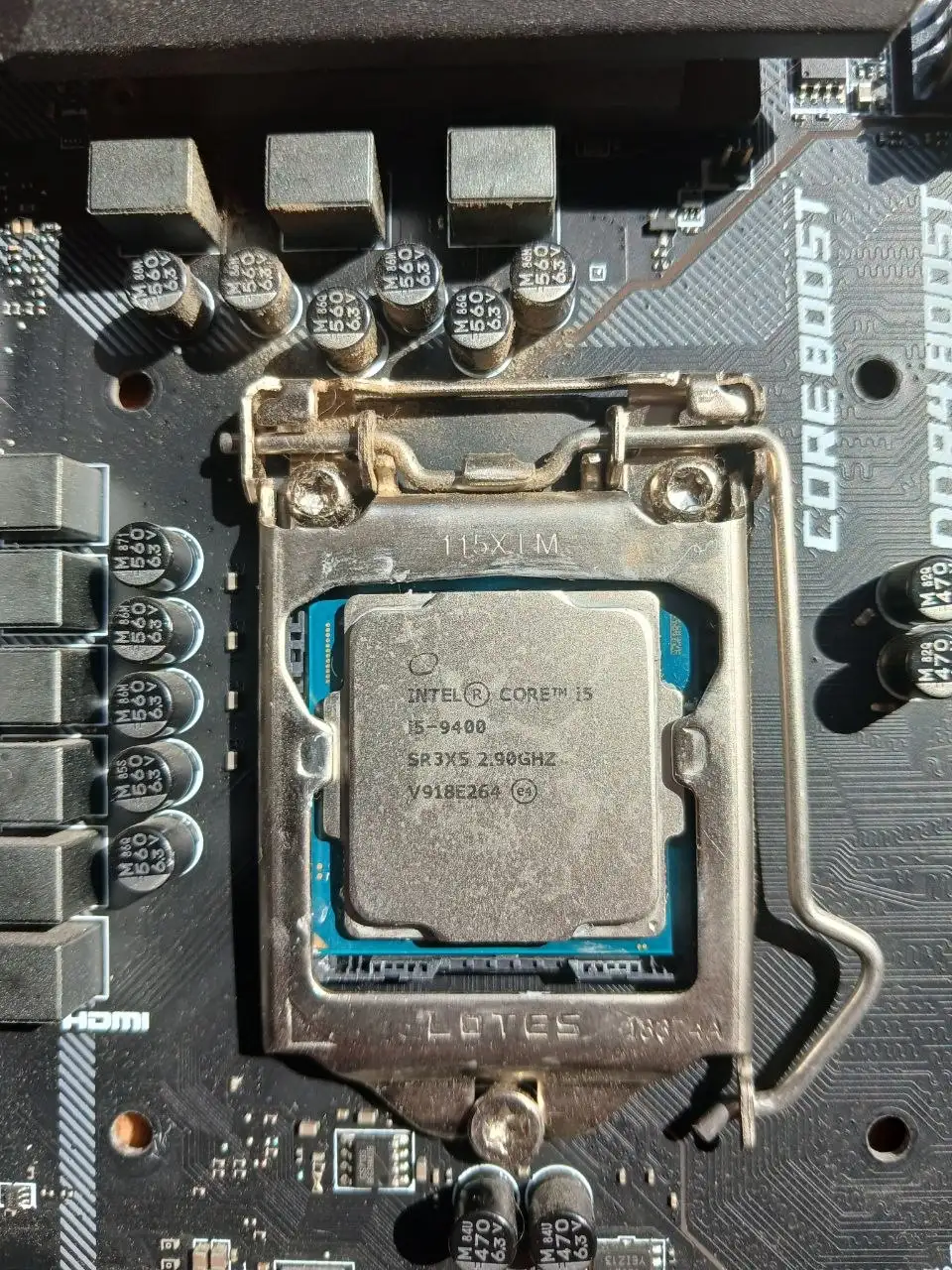 Материнская плата Z390 и процессор i5 9400 - Комплектующие для ПК (Электроника) в Владивосток