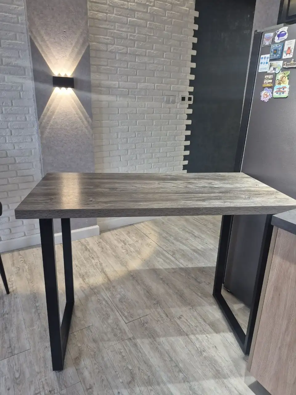 Продажа барного стола и барных стульев - Мебель (Для дома и дачи) в Владивосток