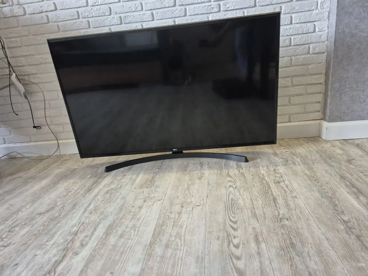 Телевизор LED 50" LG 50UK6410 4K UltraHD Smart TV - Телевизоры (Электроника) в Владивосток